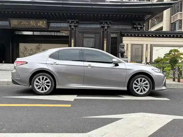 Toyota Camry 2022
