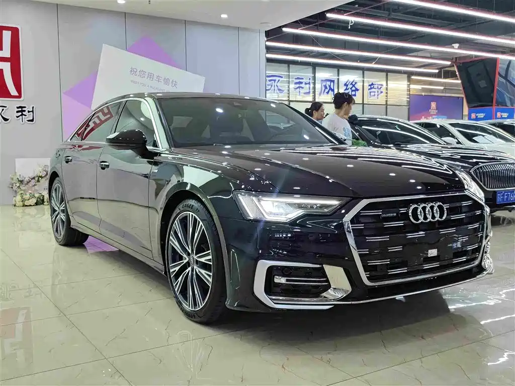 Audi A6L 2022