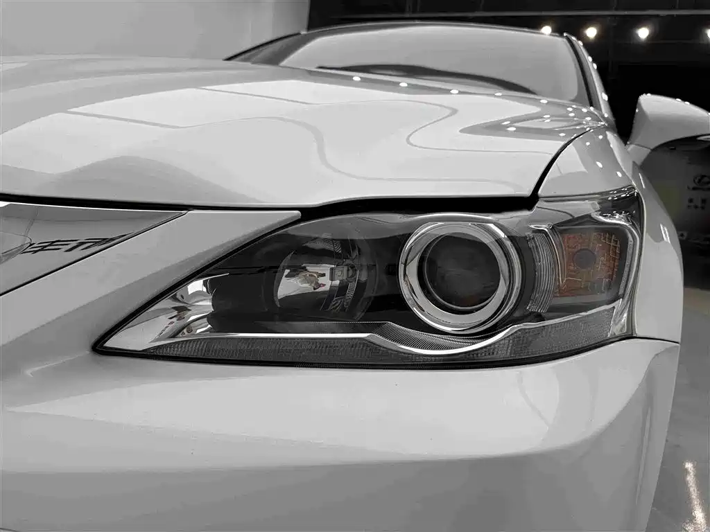 Lexus CT 2017 — фото 27
