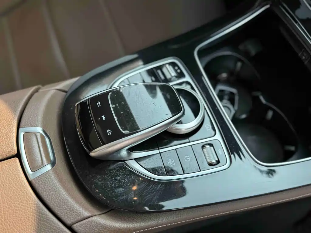 Mercedes-Benz E-Class 2017 — фото 14