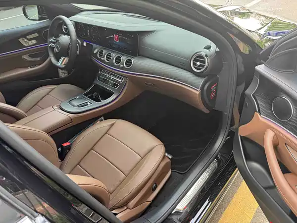 Mercedes-Benz E-Class 2023