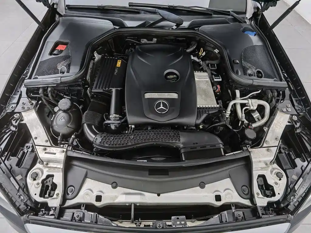 Mercedes-Benz E-Class 2019 — фото 6