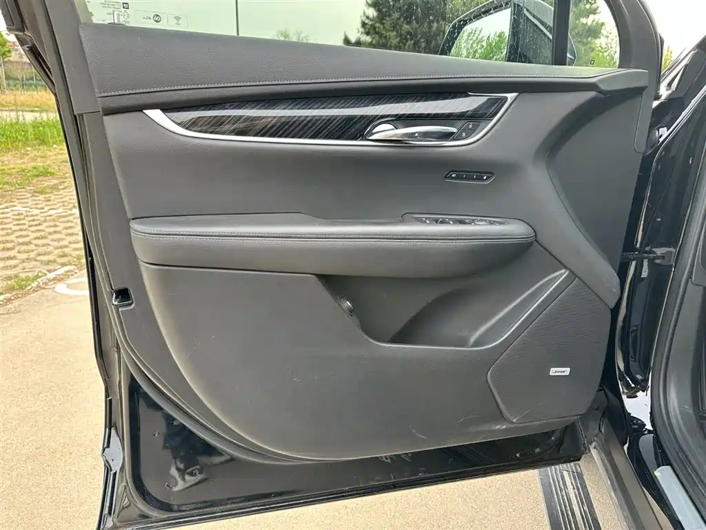Cadillac XT6 2019 — фото 13