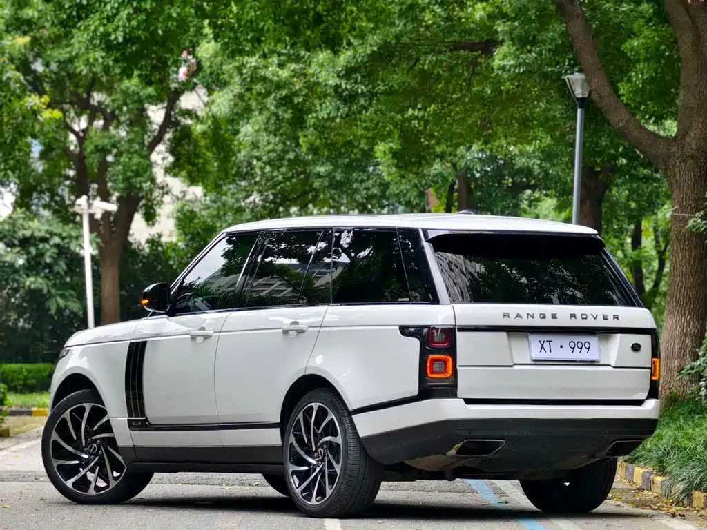 Land Rover Range Rover 2015 — фото 14