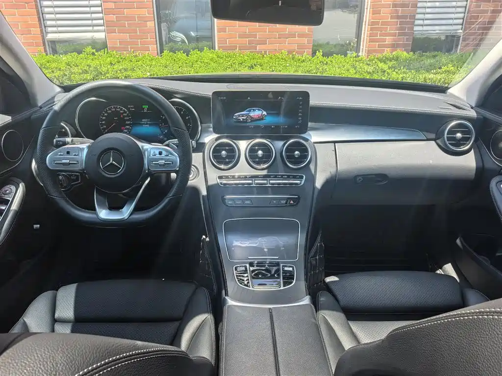 Mercedes-Benz C-Class 2020