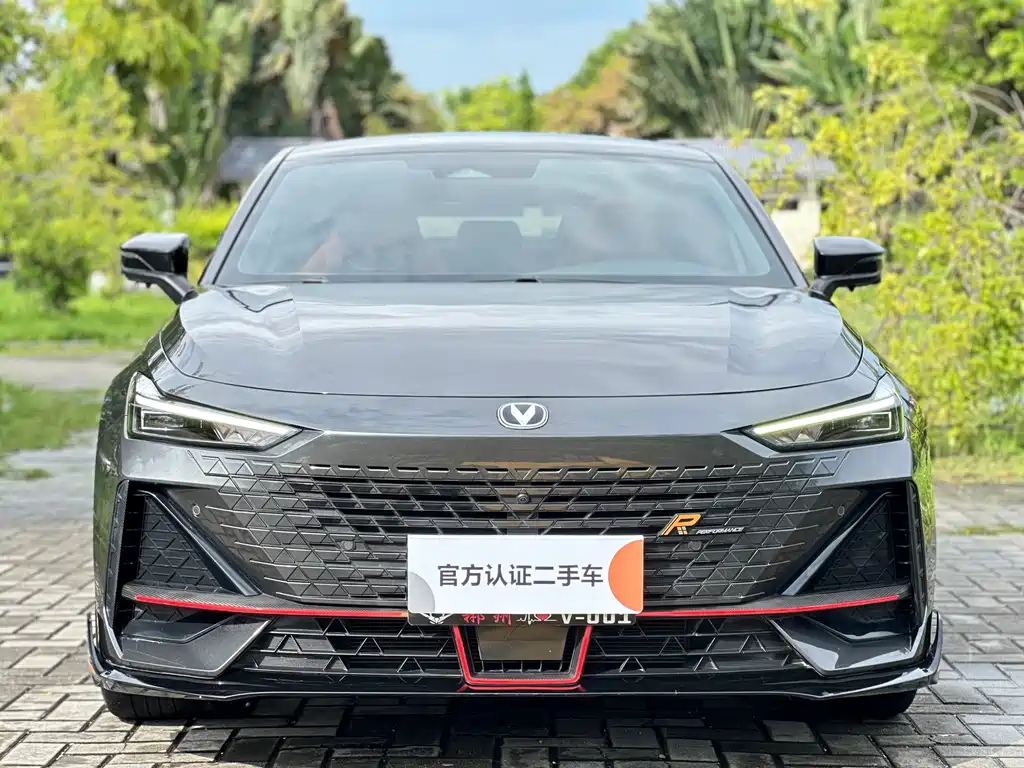 Changan UNI-V 2023 — фото 2