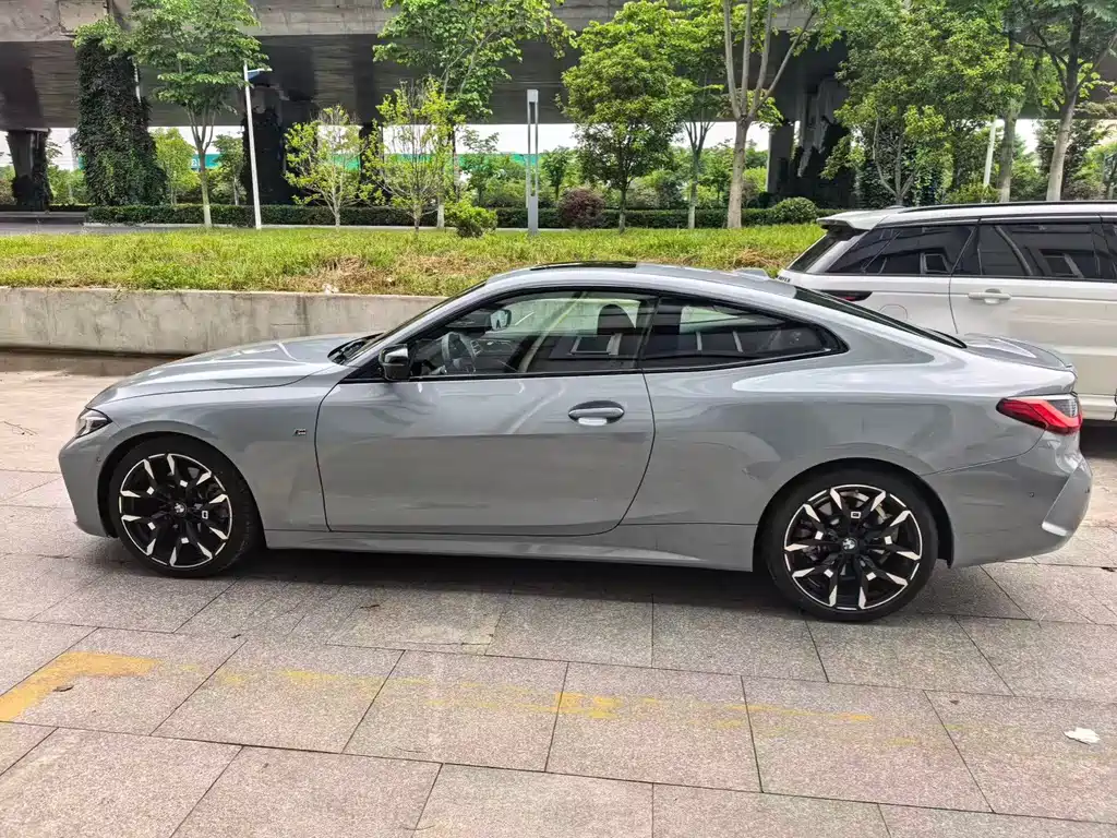 BMW 4 Series 2025