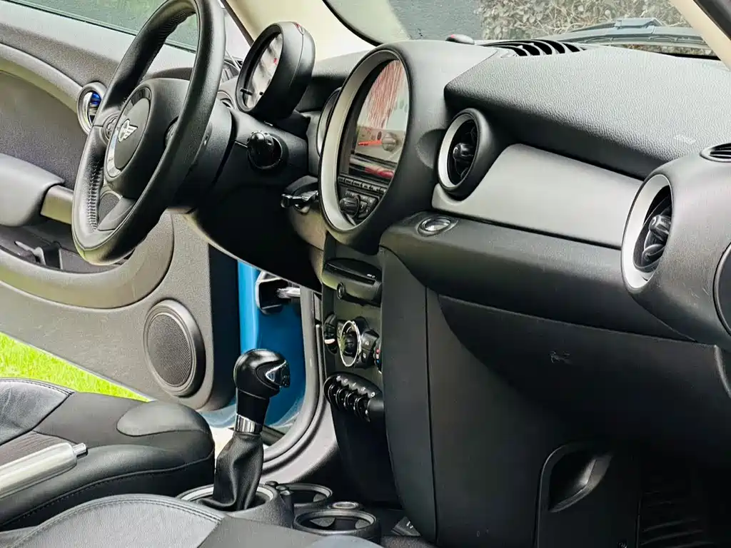 MINI Clubman 2013 — фото 13