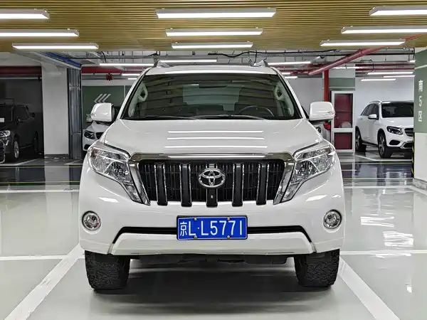 Toyota Prado 2016