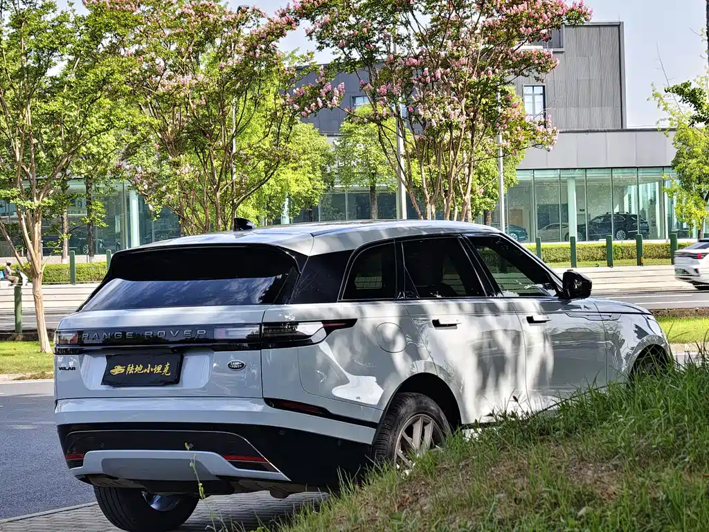 Land Rover Velar 2024