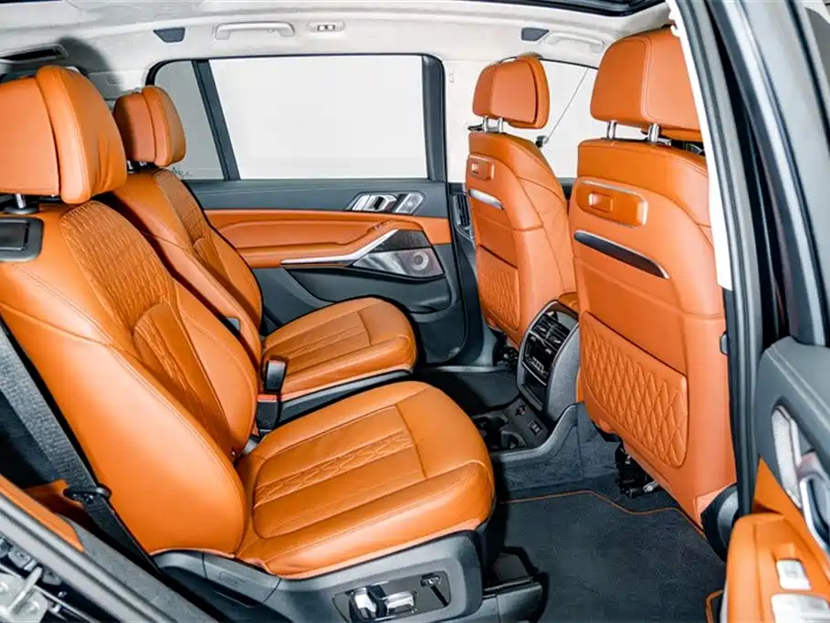 BMW X7 M60i 2025 — фото 24