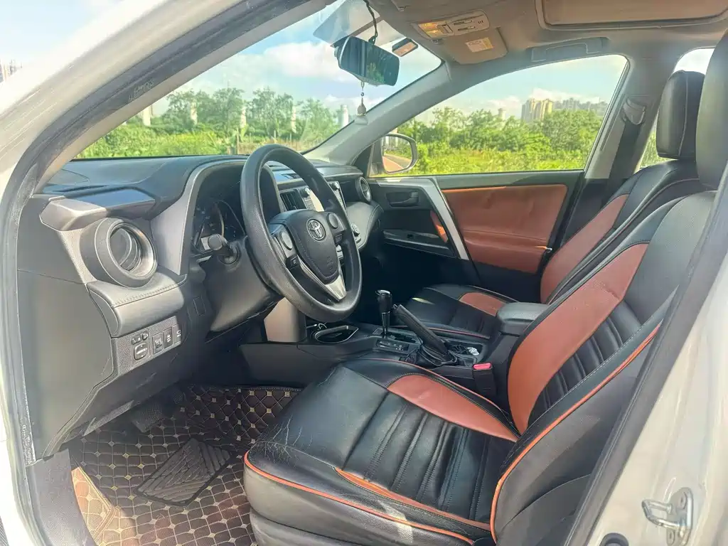 Toyota RAV4 2016