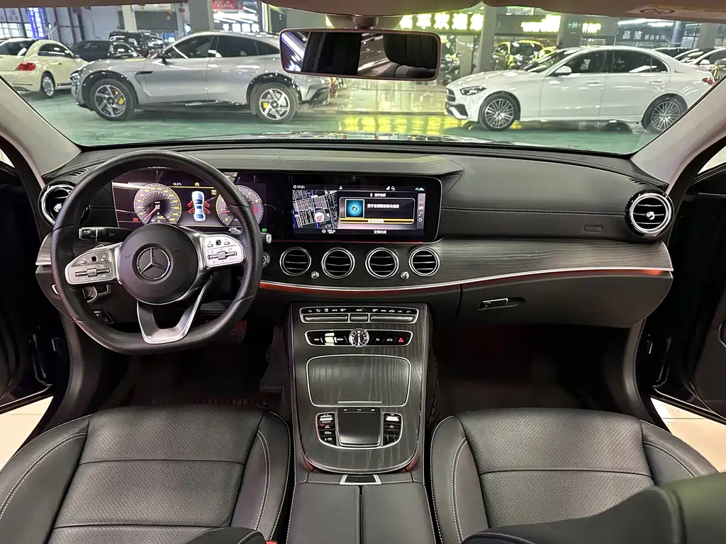 Mercedes-Benz E-Class 2020 — фото 12