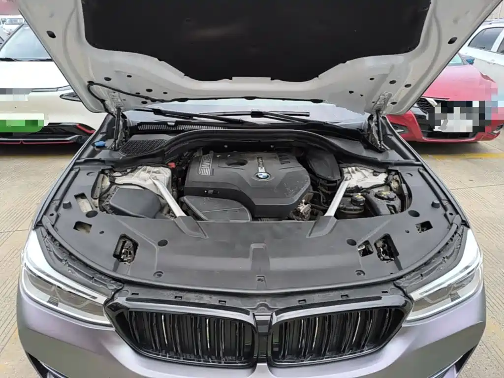 BMW 6 Series GT 2019 — фото 20
