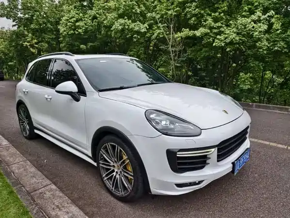 Porsche Cayenne 2015