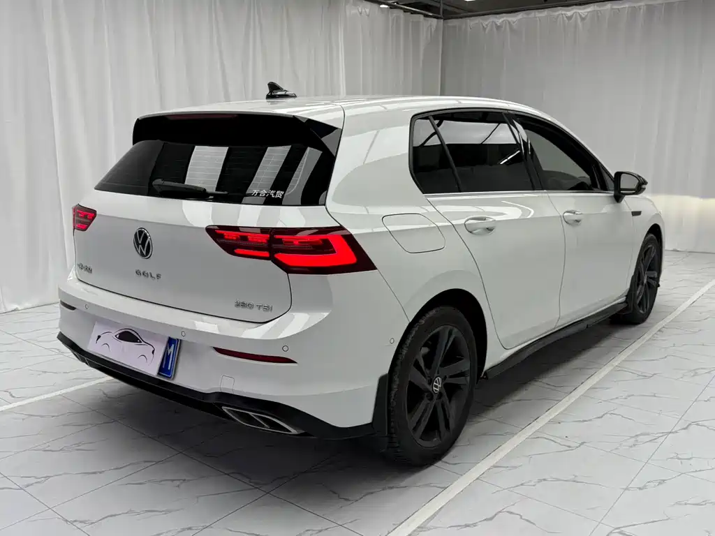 Volkswagen Golf 2022