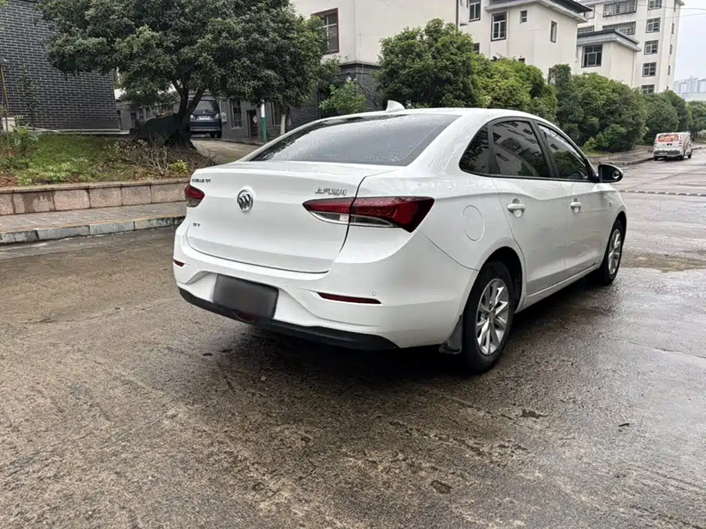 Buick Excelle GT 2018 — фото 10