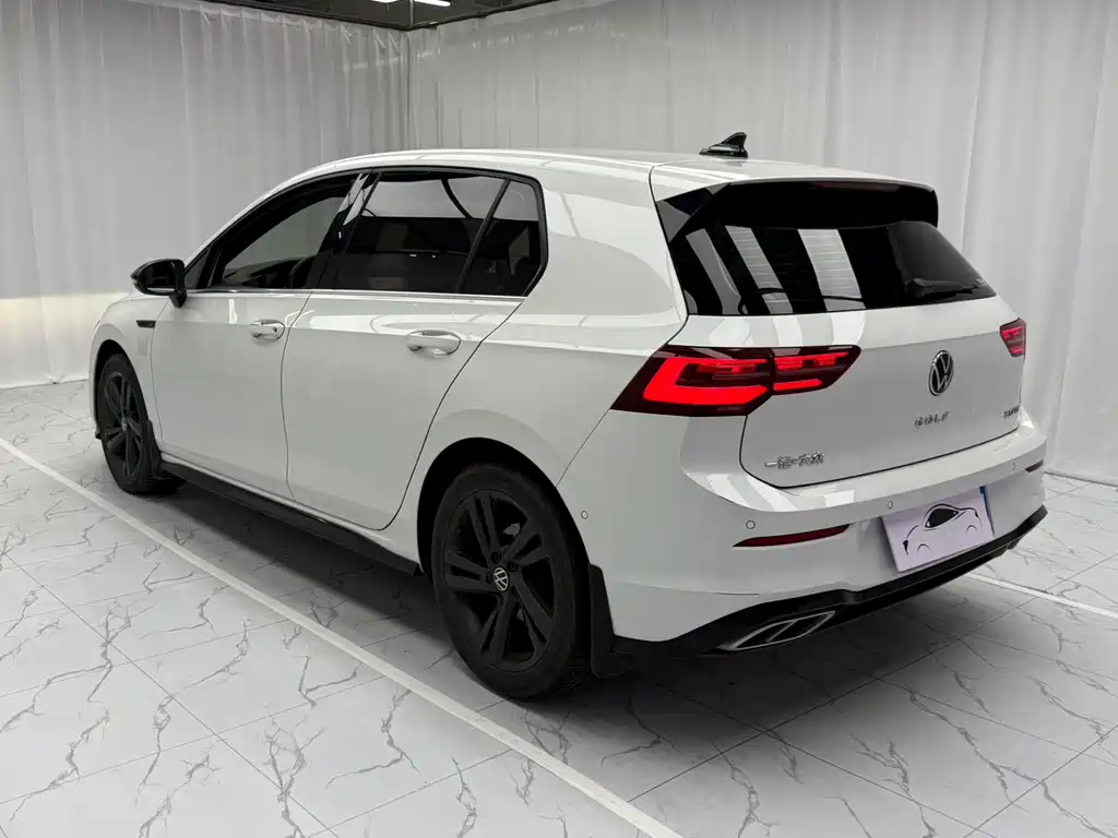 Volkswagen Golf 2022