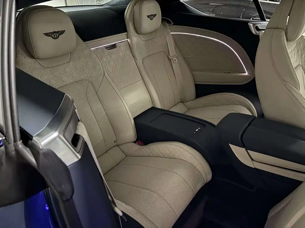 Bentley Continental 2022