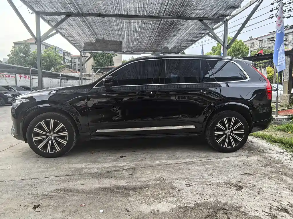 Volvo XC90 2021