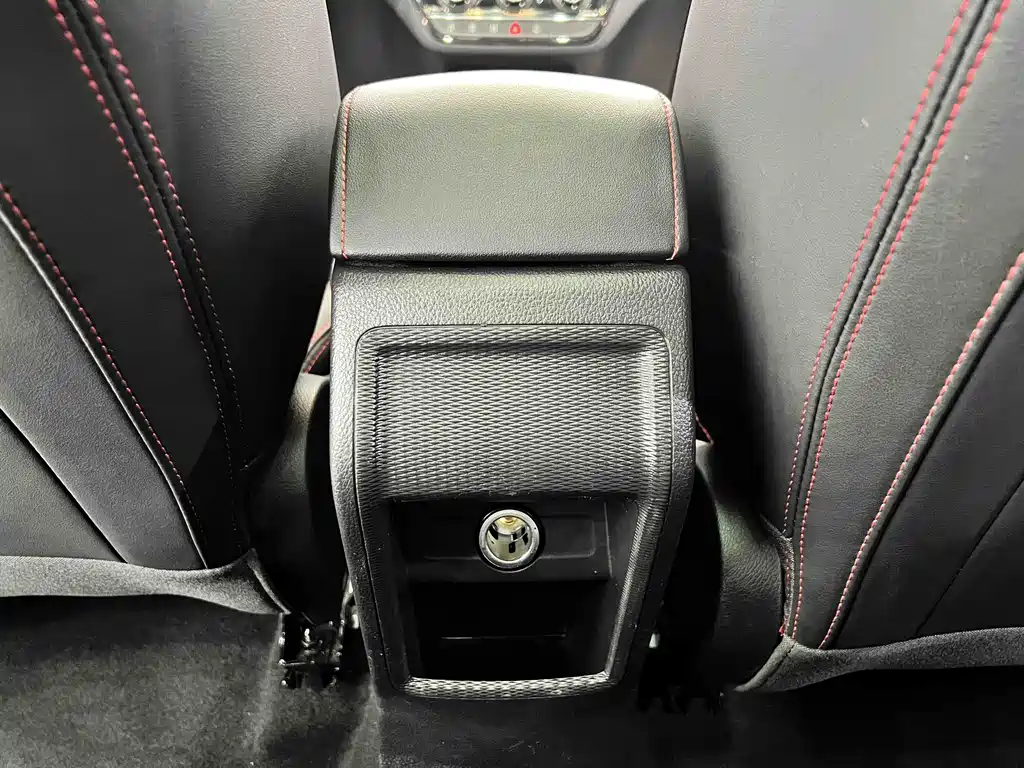 Skoda Kamiq 2023 — фото 10