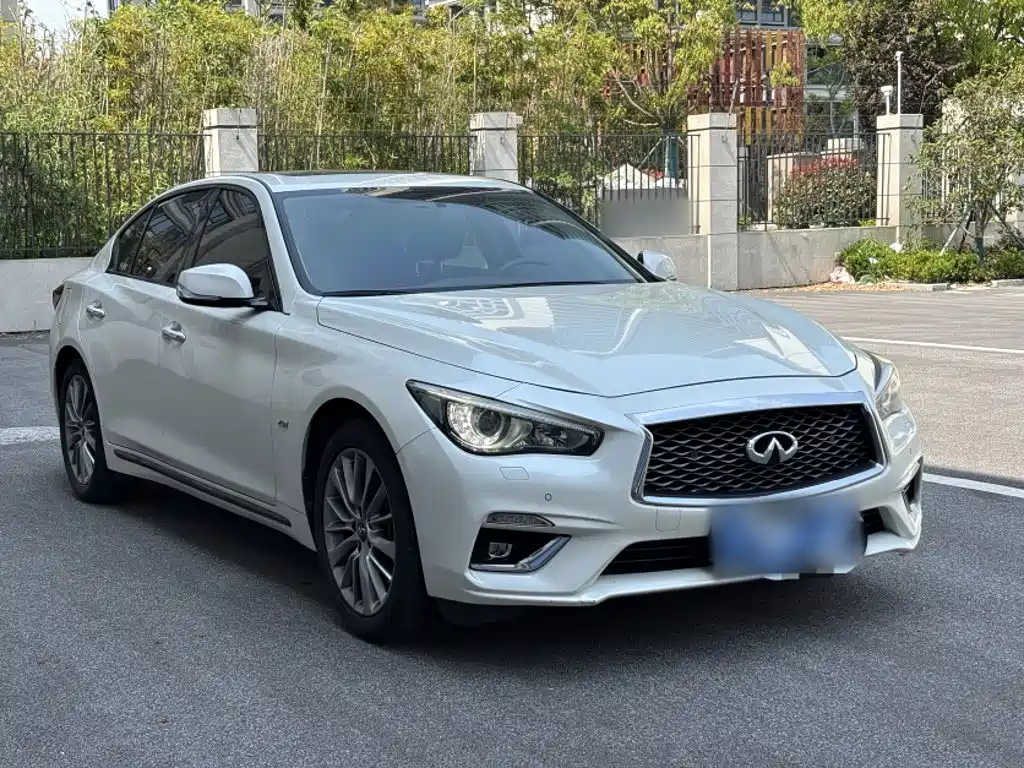 Infiniti Q50L 2019 — фото 16