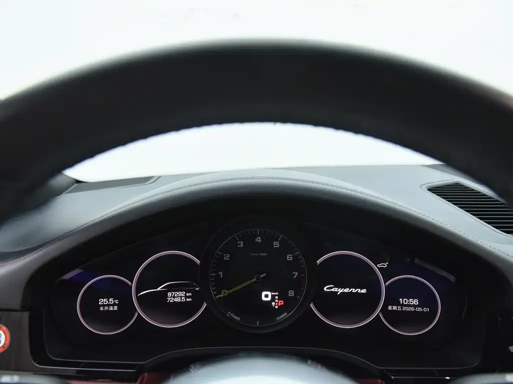 Porsche Cayenne New Energy 2020 — фото 16