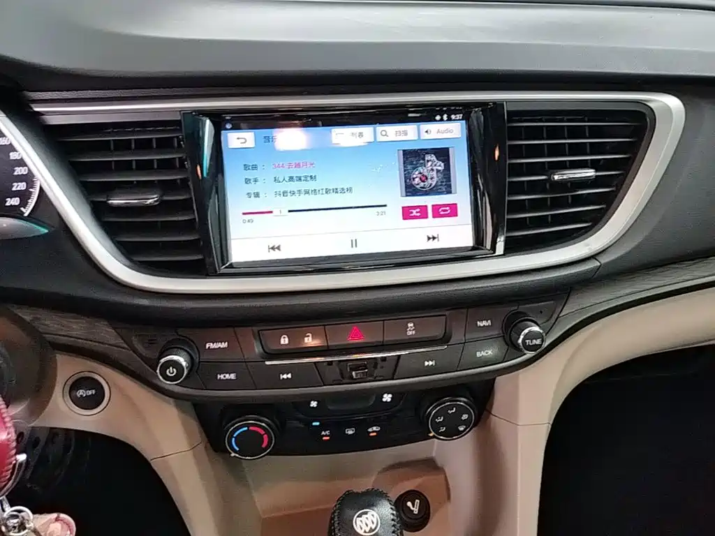 Buick Excelle 2016 — фото 13
