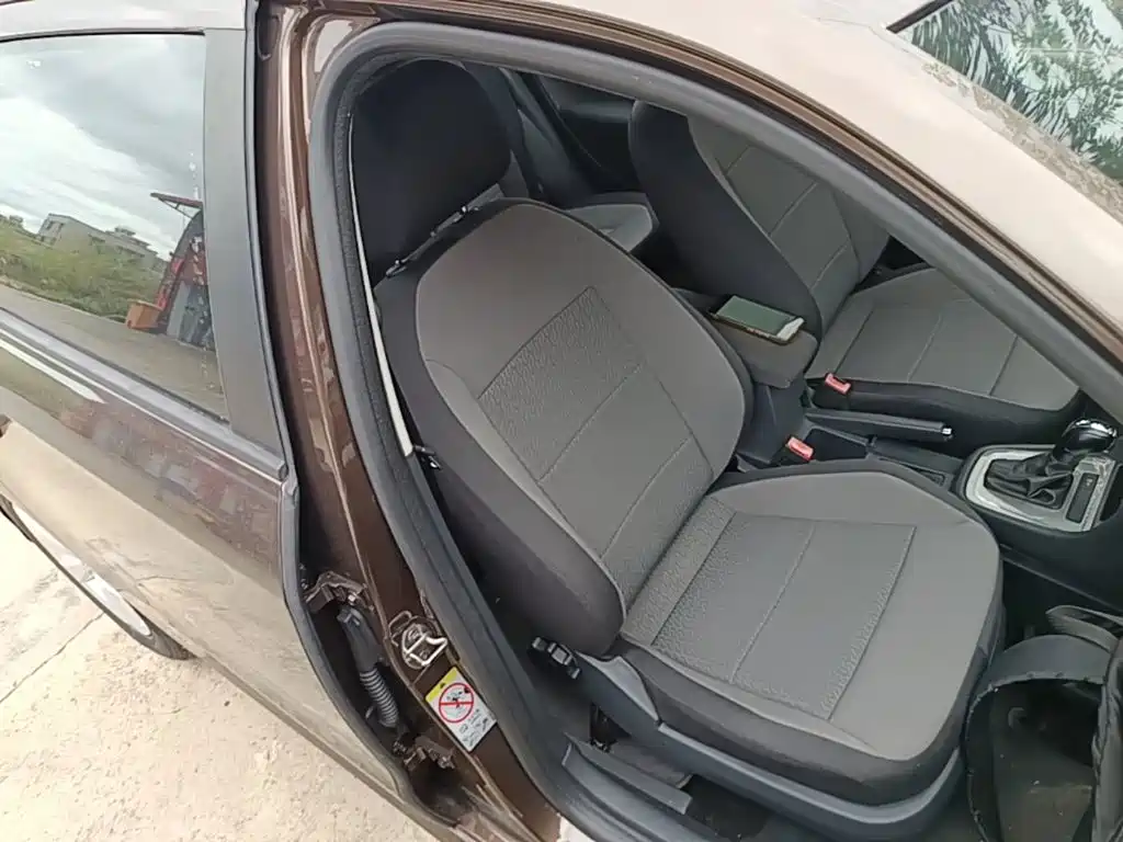 Volkswagen Gran Lavida 2015 — фото 25