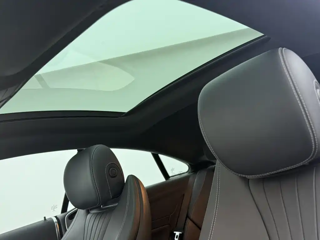 Mercedes-Benz E-Class 2020 — фото 10