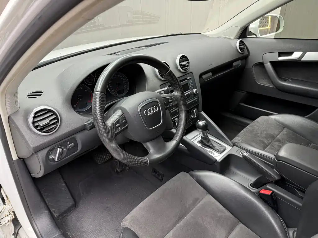 Audi A3 2014 — фото 7