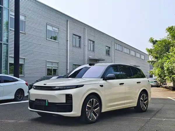 Li Auto L7 2024