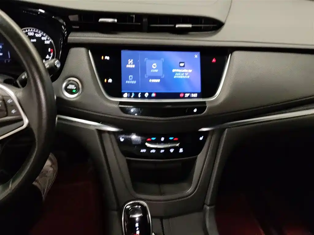 Cadillac XT5 2022 — фото 13