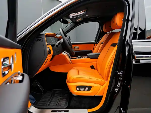 Rolls-Royce Cullinan 2025