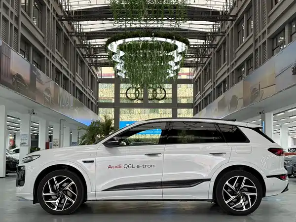 Audi Q6L E-Tron 2025
