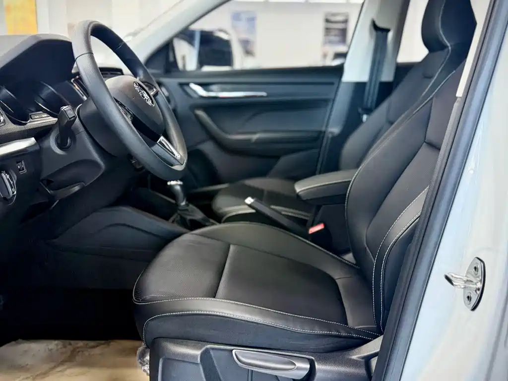 Skoda Kamiq 2023 — фото 10