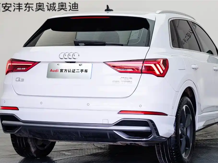 Audi Q3 2023 — фото 20