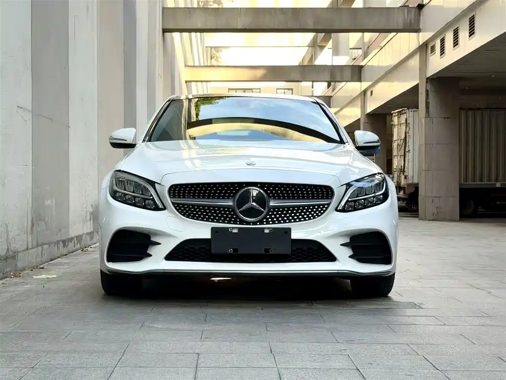 Mercedes-Benz C-Class 2020