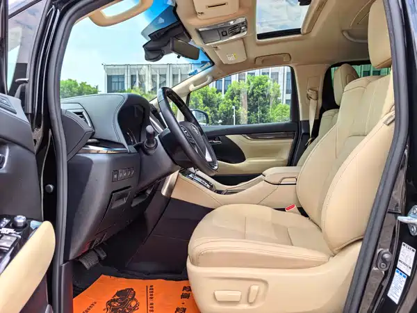 Toyota Vellfire 2020