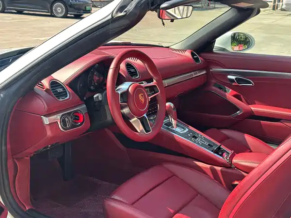 Porsche 718 2017