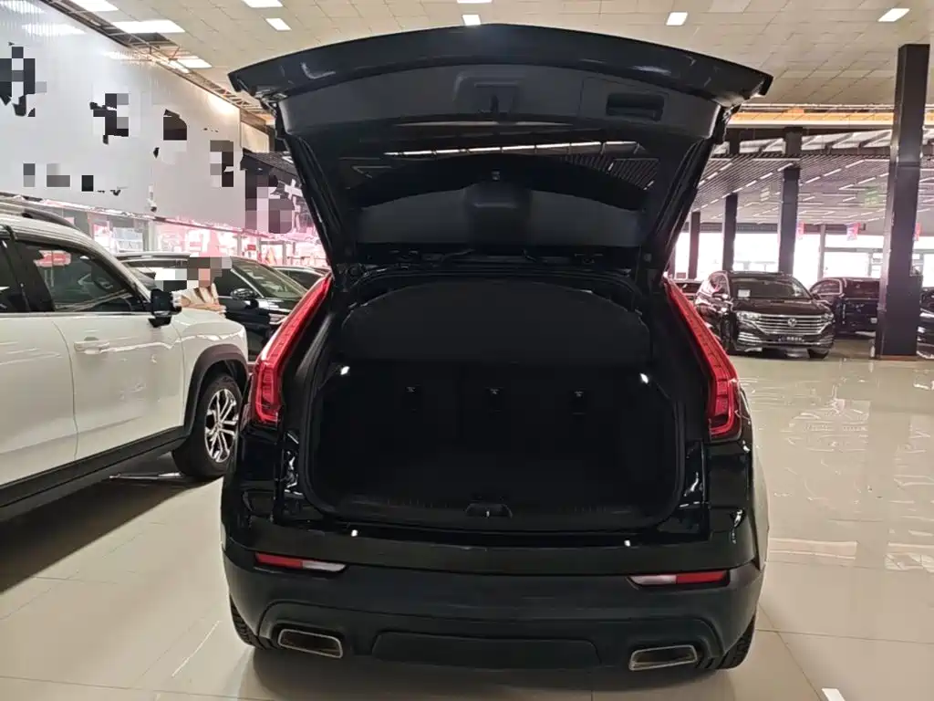 Cadillac XT4 2020 — фото 19