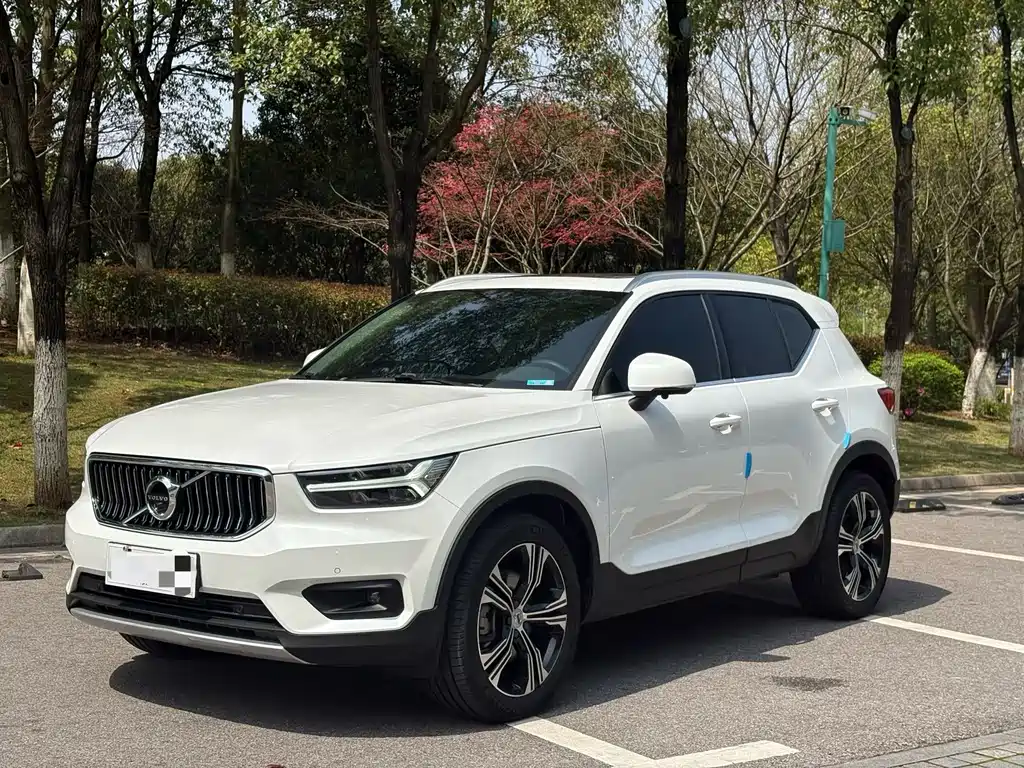 Volvo XC40 2022