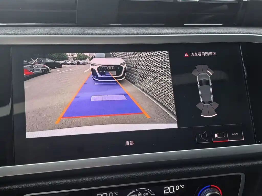Audi Q3 Sportback 2022 — фото 19