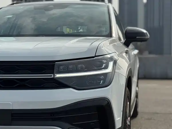 Volkswagen Tharu 2024