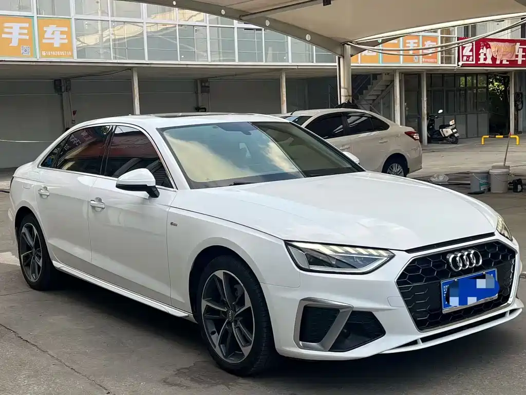 Audi A4L 2020