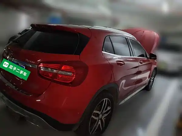 Mercedes-Benz GLA 2016