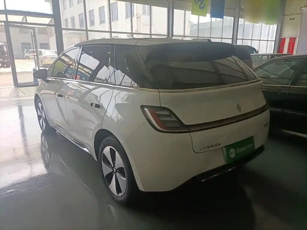 Baojun Clouds 2023