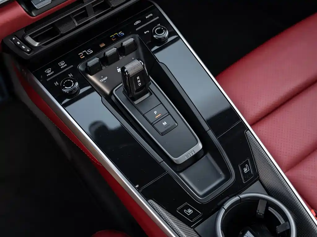 Porsche 911 2021 — фото 15