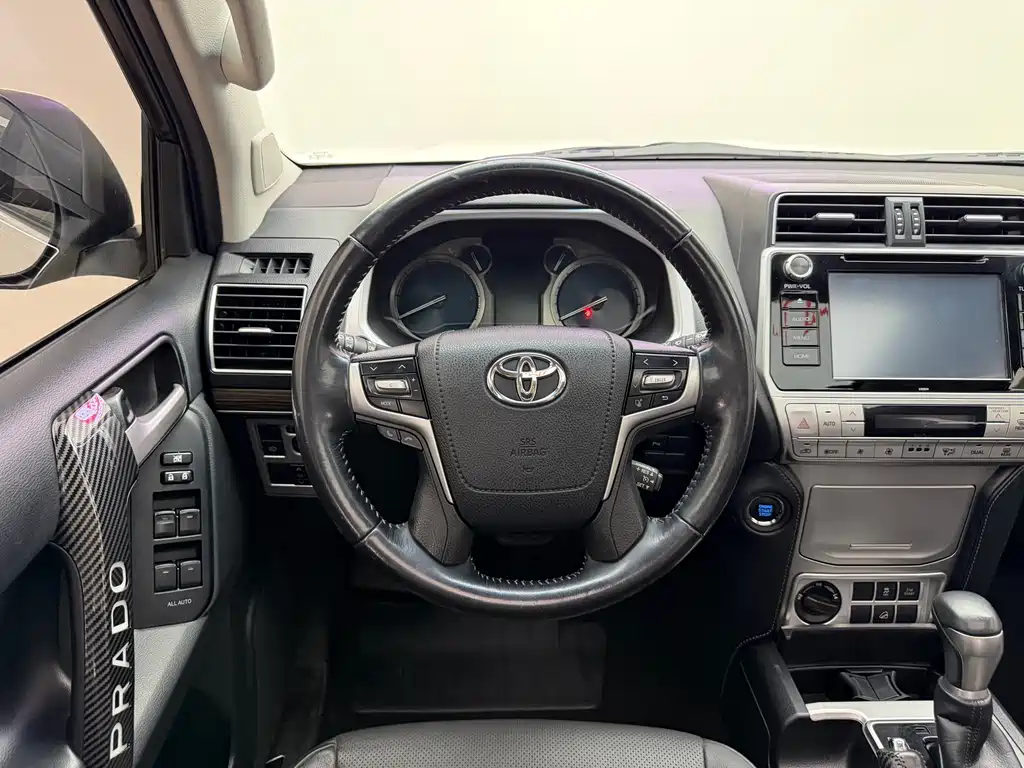 Toyota Prado 2018 — фото 5