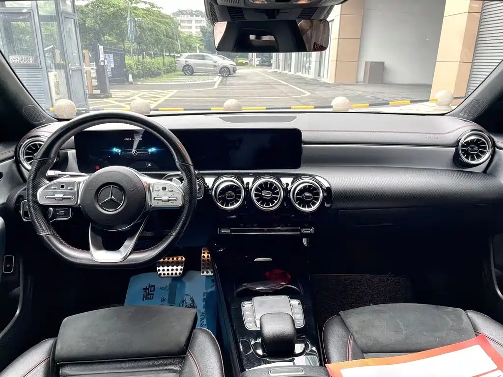 Mercedes-Benz CLA 2021
